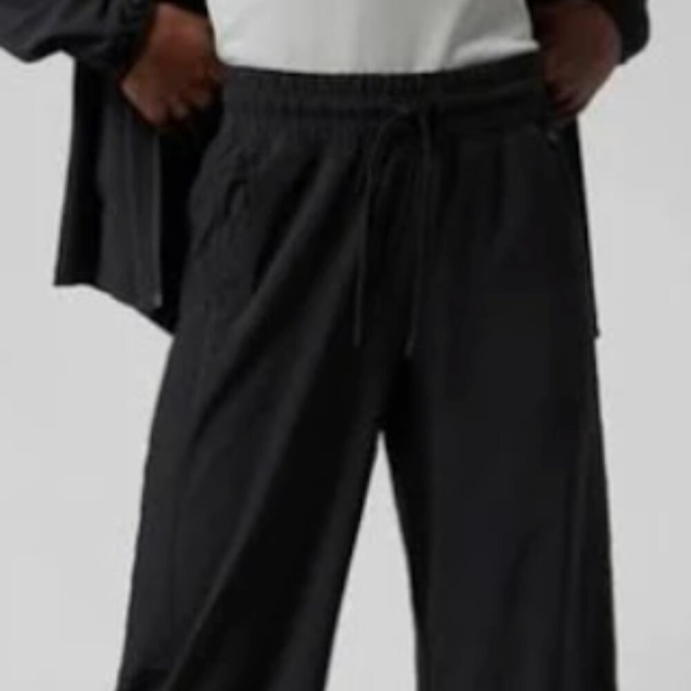 Athleta Avenue Wide Leg Crop Pant Size 4